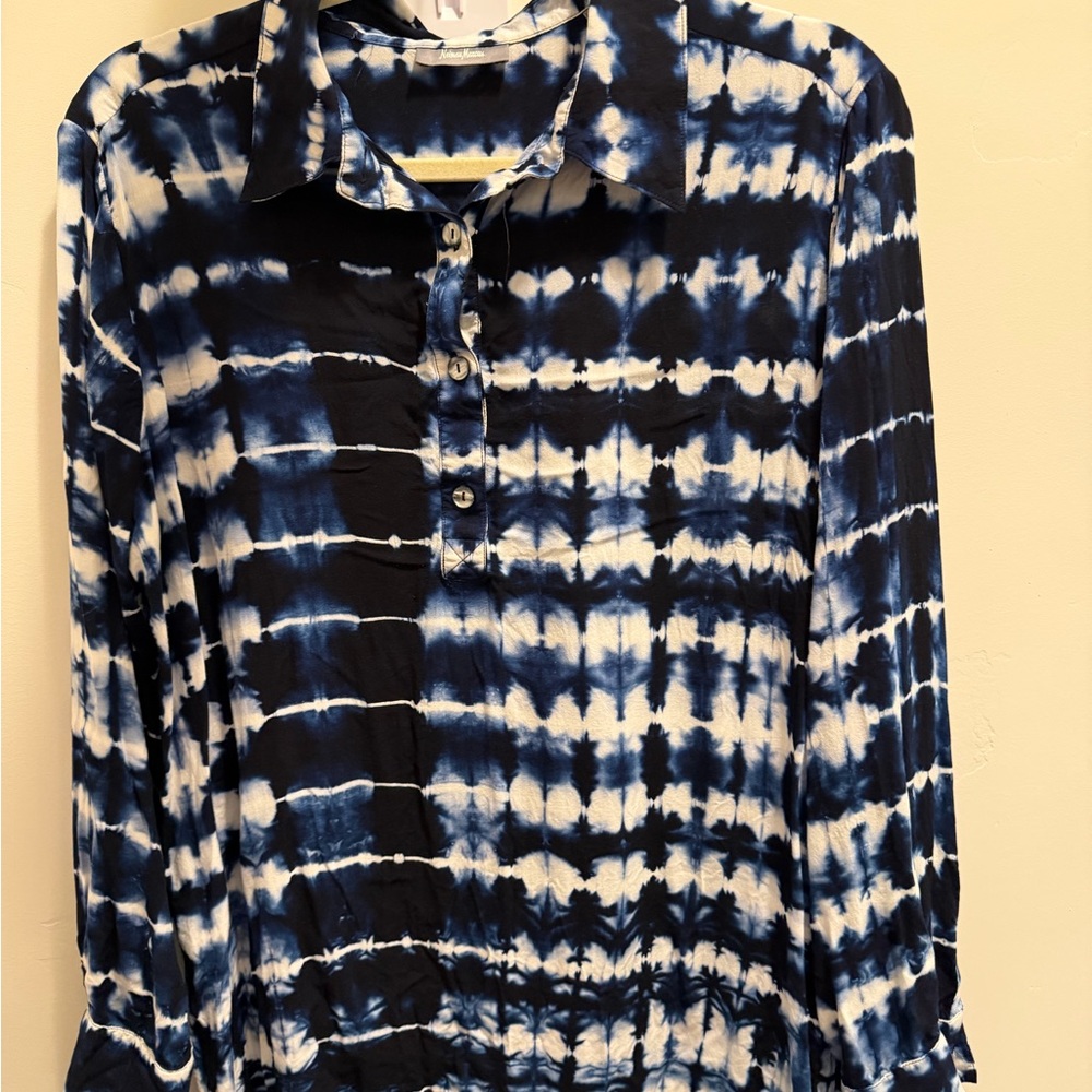 Neiman Marcus Navy & White Tie-Dye Button-Down Shirt
